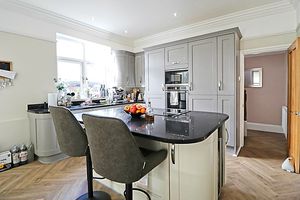 Kitchen- click for photo gallery